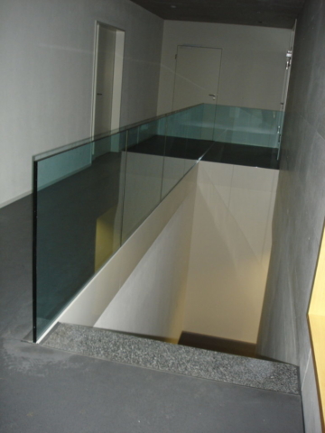 Minder_Zysset_Geländer_Ganzglasgeländer_003
