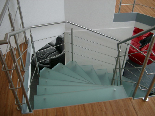 Minder_Zysset_Treppe_027
